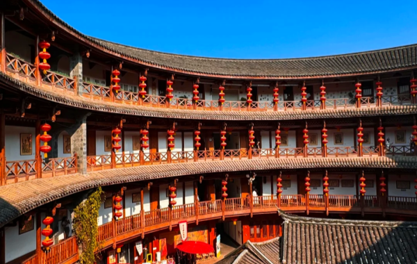 レオダイ古都:西の初町に、移民の定住からルートをトレースする旅-2