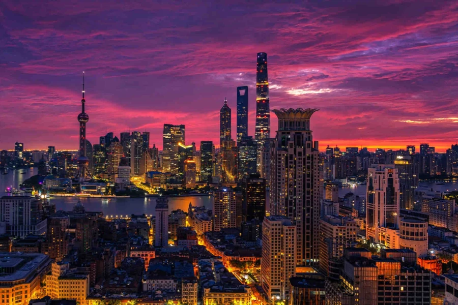 Shanghai Tower: Una sinfonía vertical de los Bancos del Río Huangpu a la Cumbre de las Nubes-3