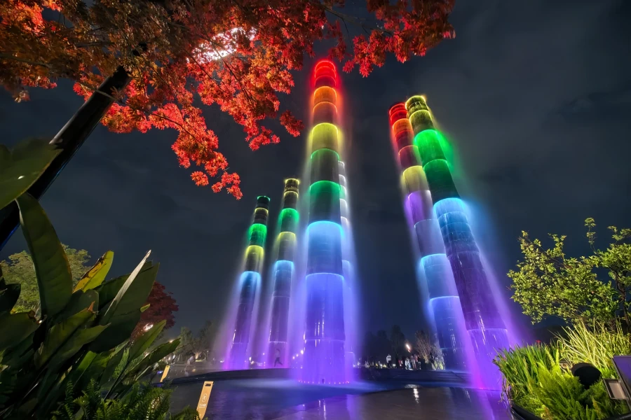 Chengdu SKP Turm: Eine Reise durch einen zukünftigen Wasserturm und Lichtkunst im Stadtzentrum-3