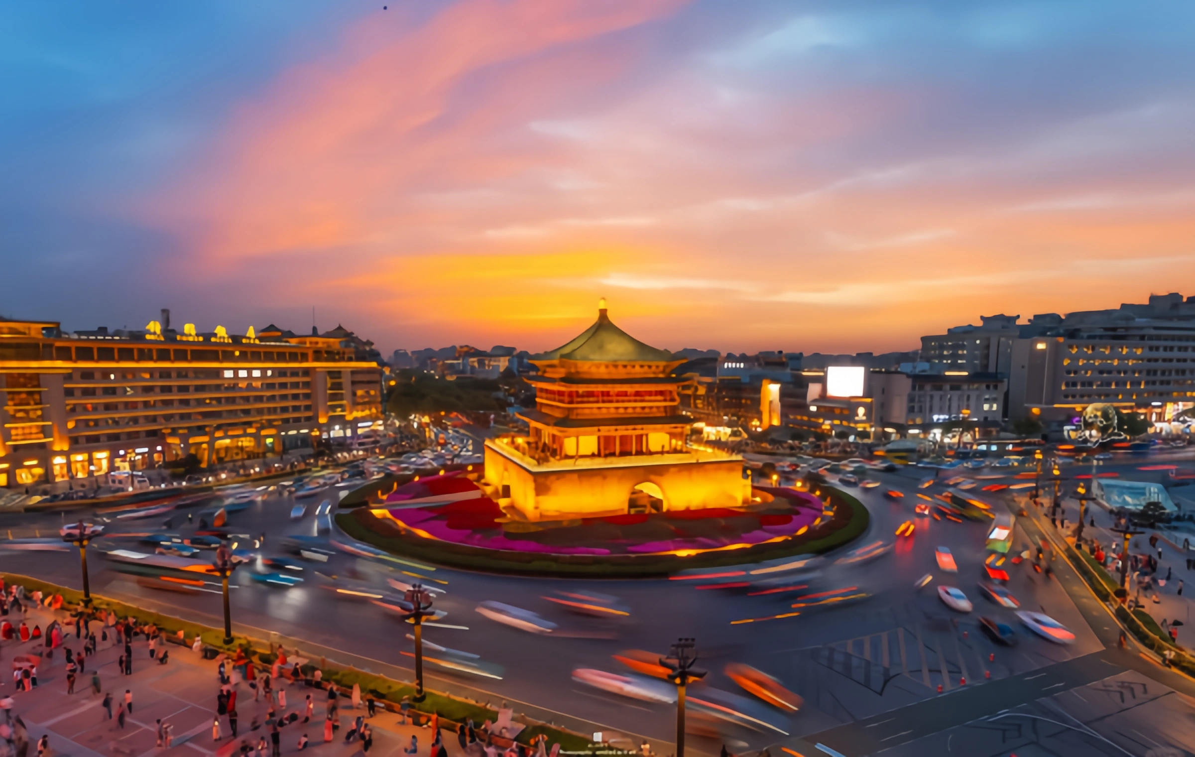 Xi'an Bell Tower: Ein Zeitraum-Dialog zwischen sechshundert Jahren Morgenglocke und Abendtrommel und den alten und modernen zentralen Achsen