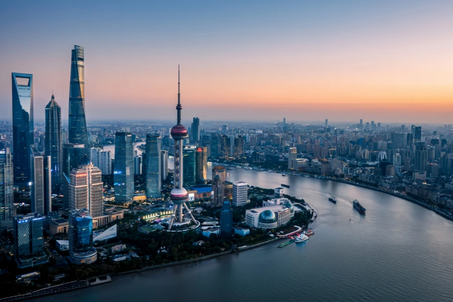 Jin Mao Tower: Eine legendäre Reise der chinesischen Wolkenkratzer Den Himmel berühren-2