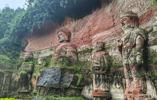 Eastern Buddhist Capital: The Holy Land of Ten Thousand Buddhas and the Treasure House of Stone Carving Art at the foot of Lingyun Mountain-3
