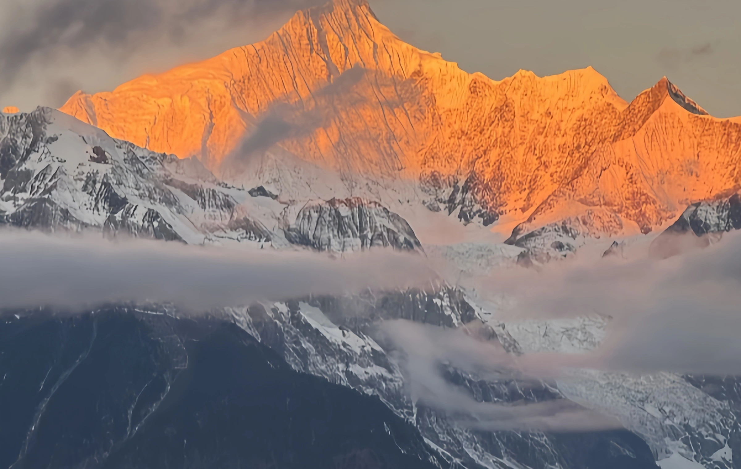 Xiling Snow Mountain: Ventana con Thousand Autumn Snow, un Poetic Wonderland en Reality-3