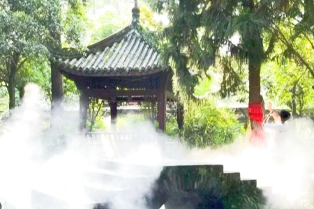 Chengdu Tour: from Stranger to Falling in Love with This City