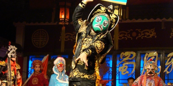 日 3: 成都 - 桂林