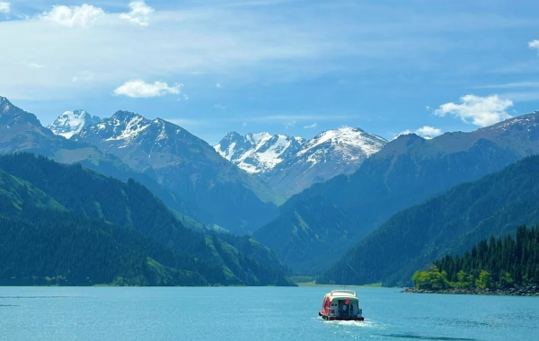 Day 1: Tianchi Lake -- Xinjiang Uygur Autonomous Region Museum -- International Grand Bazaar