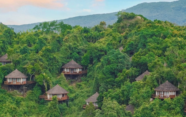 Day 2: Yalong Bay Tropical Paradise Forest Park-Taiyang Bay Road-Yalong Bay Beach