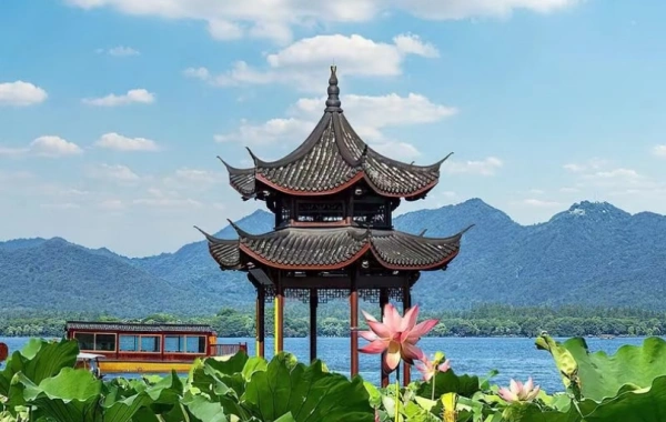 8-Day Shenzhen, Shanghai, Hangzhou & Suzhou Tour