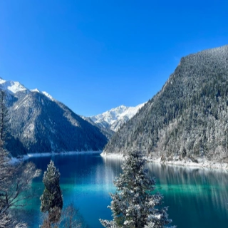 8 Days Chengdu Jiuzhaigou Valley Leshan & Shenzhen Tour